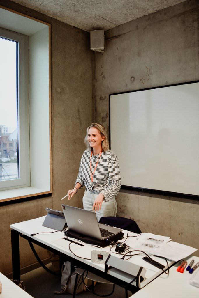 Sien Vermeersch leerkracht cvo MIRAS Ieper Kortrijk